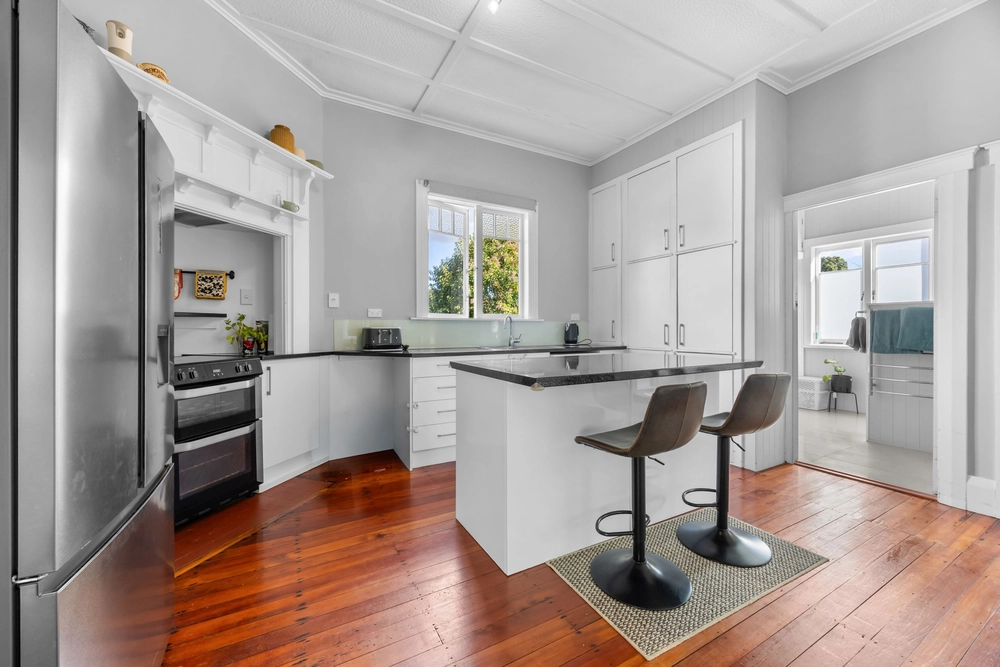 Photos of 17 Tamaki Avenue
