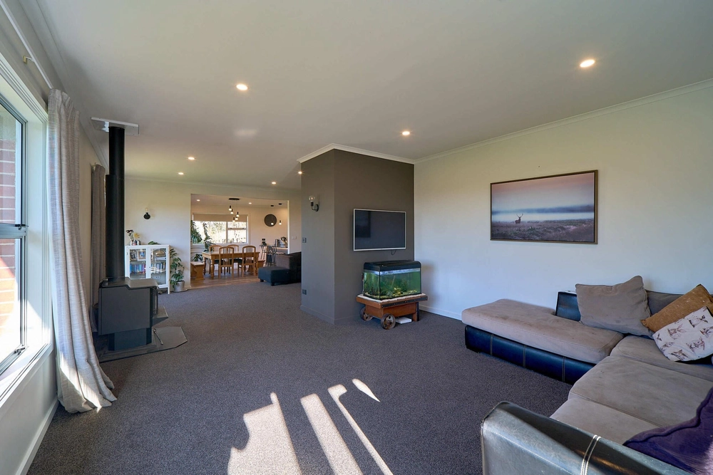 Photos of 691 Pleasant Point Highway