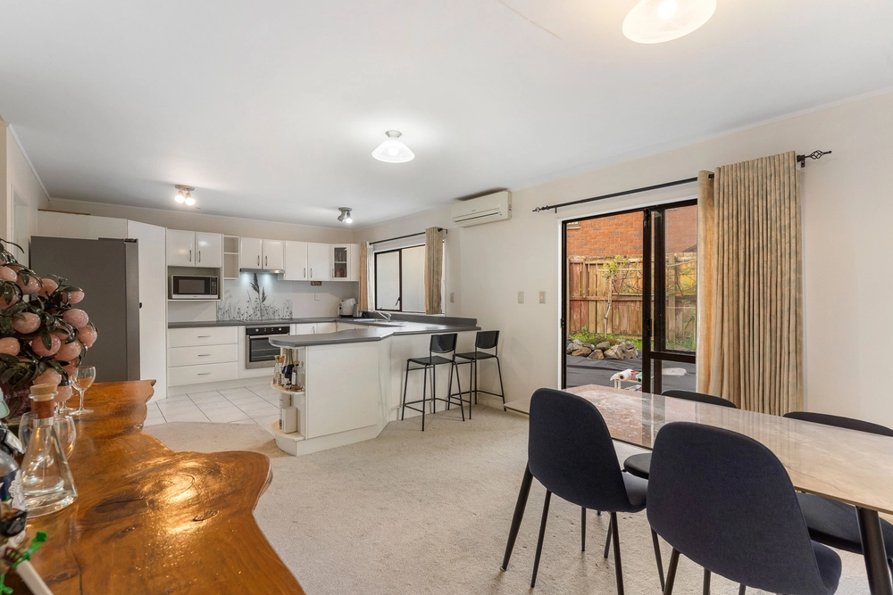 Photos of 34 Saint Annes Crescent