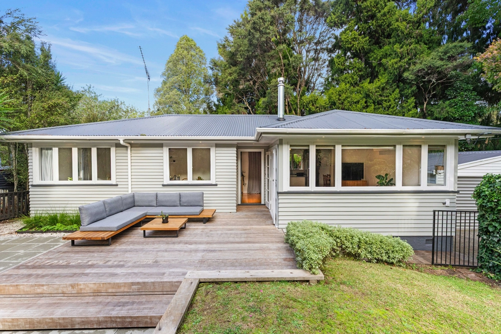 Photos of 200 Woodlands Park Road