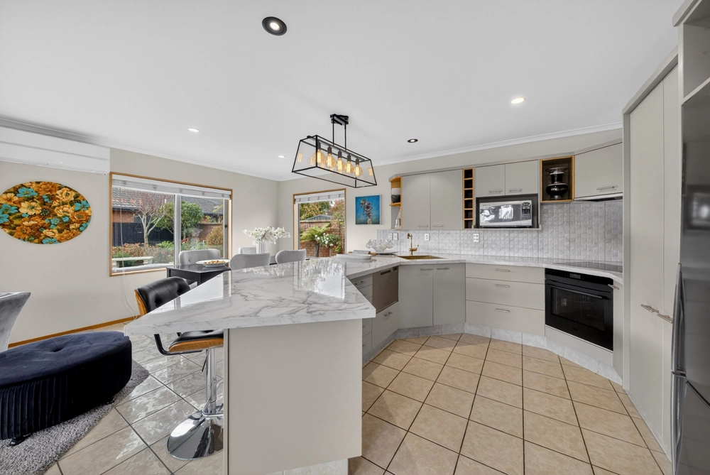 Photos of 76 Fairway Drive