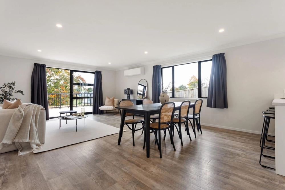 Photos of 52B Rolleston Street