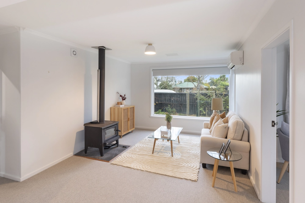 Photos of 36 Eveleyn Couzins Avenue