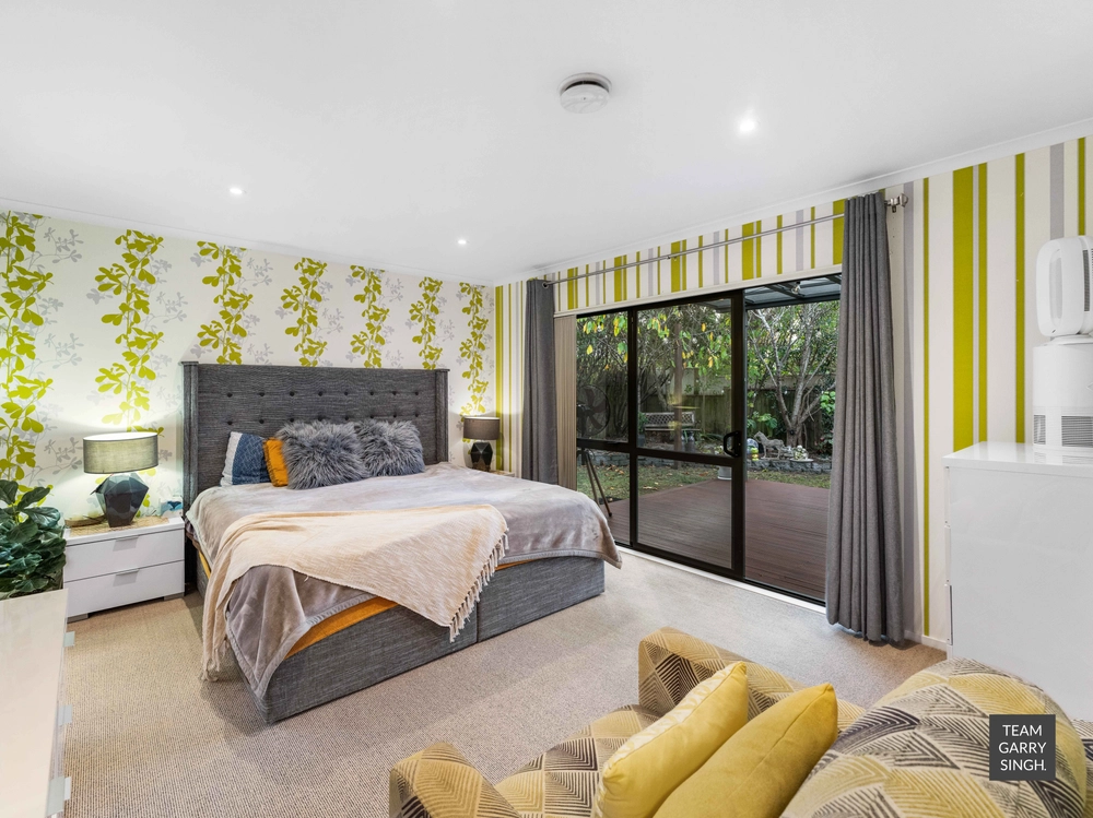Photos of 12 Rushbury Place