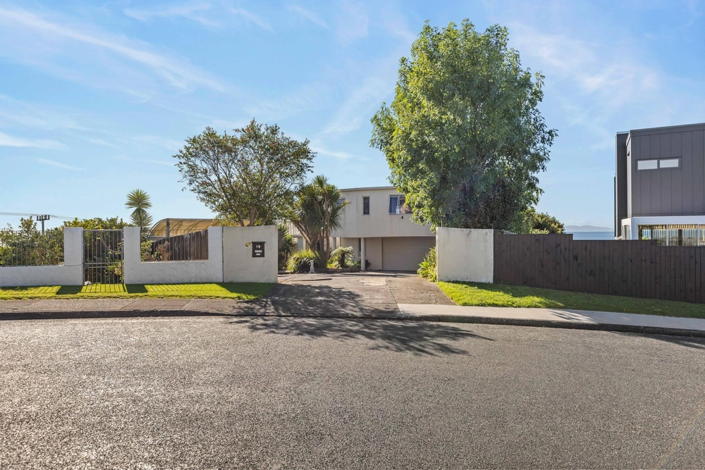 Photos of 196 Glenvar Road
