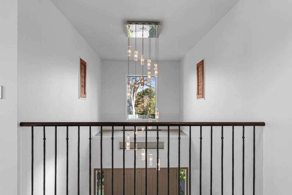 Photos of 20 Thornycroft Street