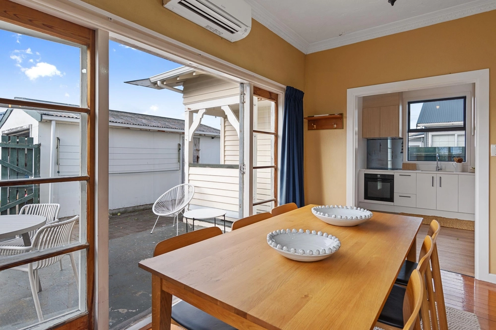 Photos of 128 Lyttelton Street