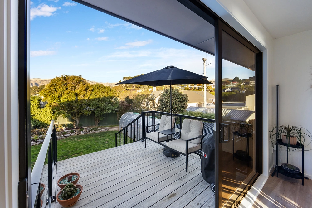 Photos of 30 Te Ara Crescent