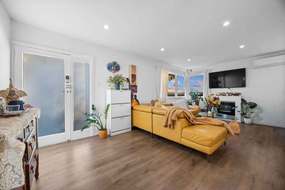 Photos of 75 Penrose Road