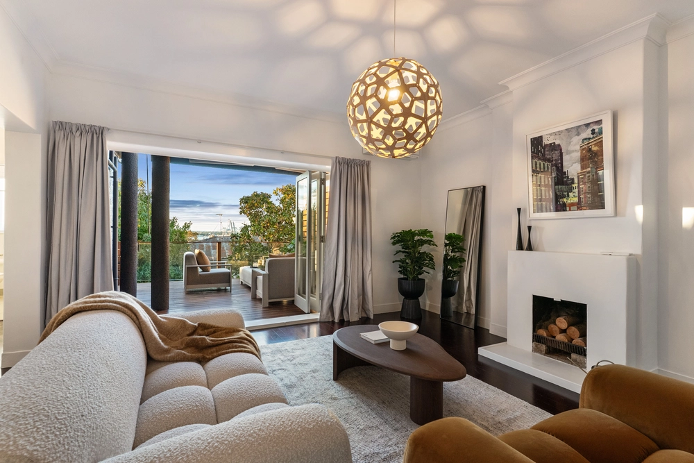 Photos of 2/10 St Georges Bay Road