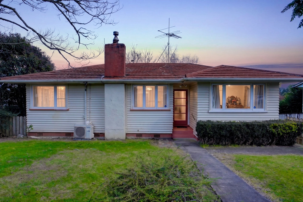Photos of 1 Westland Road