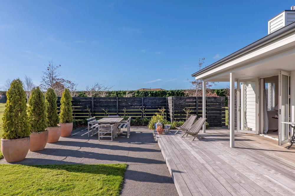 Photos of 695 McLaughlins Road