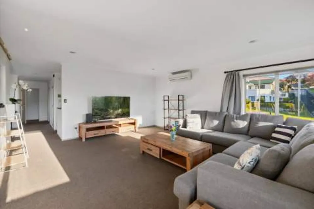 Photos of 15 Homestead Place
