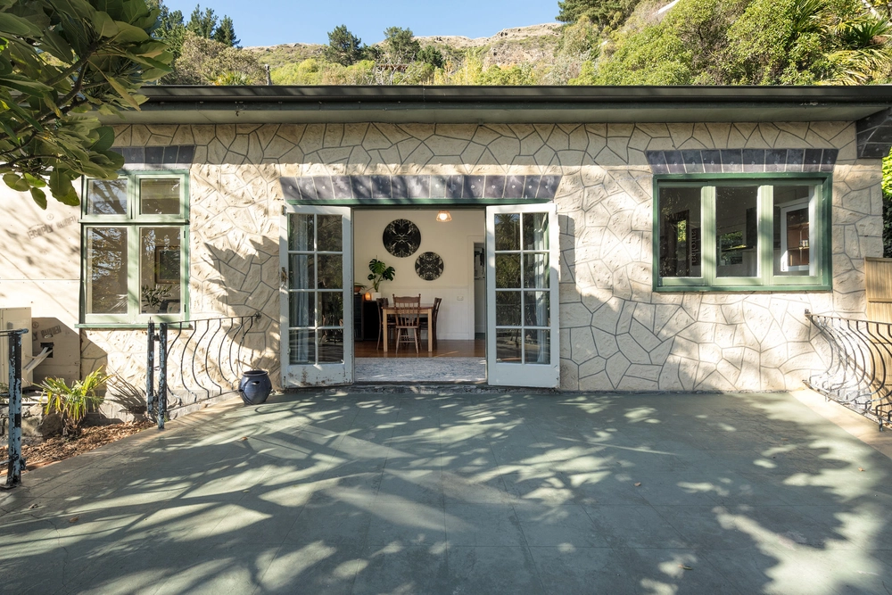 Photos of 101 Heberden Avenue