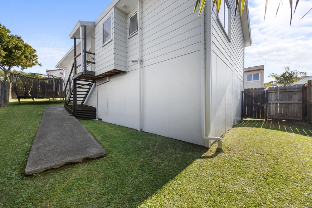 Photos of 144 Bradbury Road
