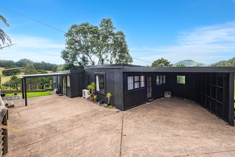 Photos of 200 Great North Road