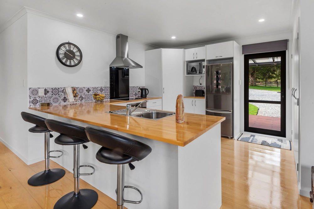 Photos of 27 Hodge Road