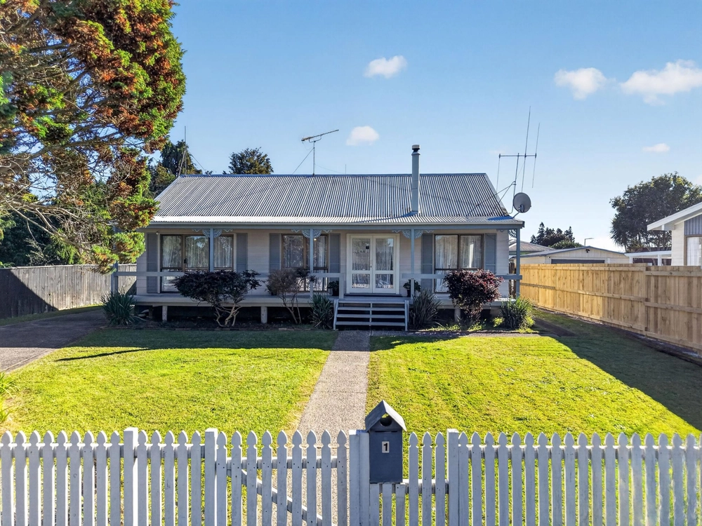 Photos of 1 Coventry Road