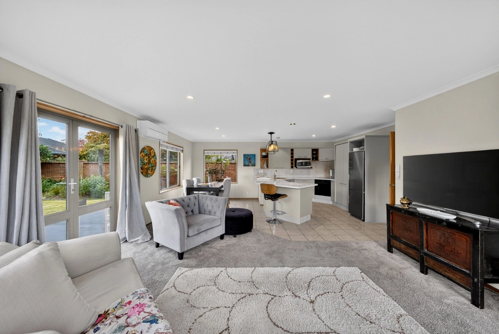 Photos of 76 Fairway Drive