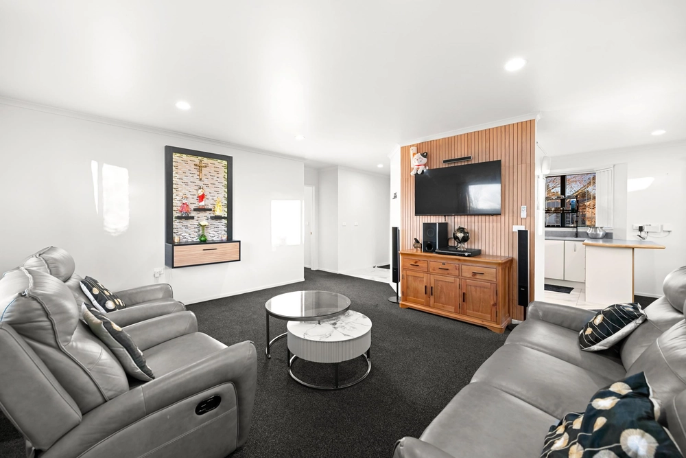 Photos of 9 Wembley Close