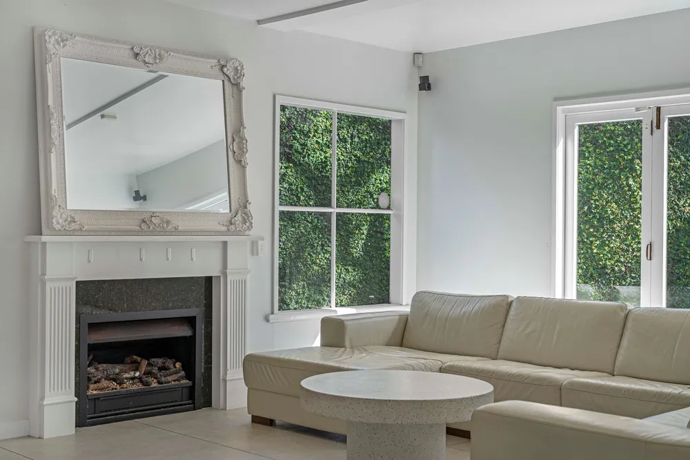 Photos of 55 St Stephens Avenue
