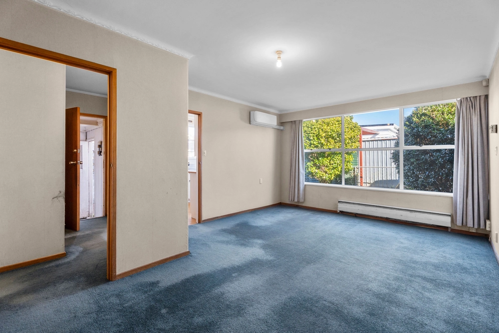 Photos of 2/150 St George Street