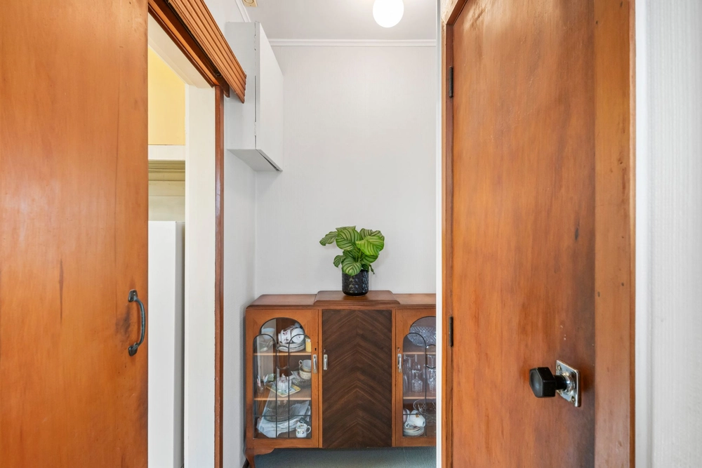 Photos of 48A Athens Road