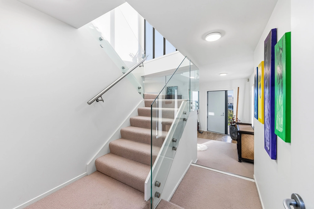 Photos of 30 Te Ara Crescent