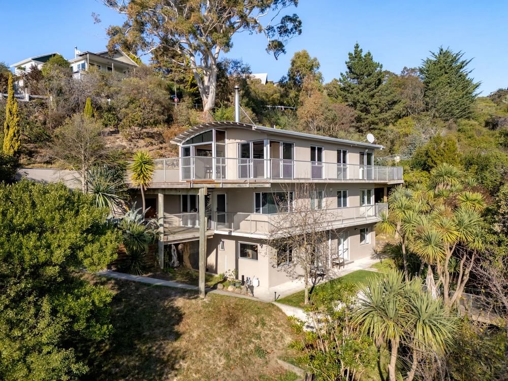 Photos of 111 Richmond Hill Road