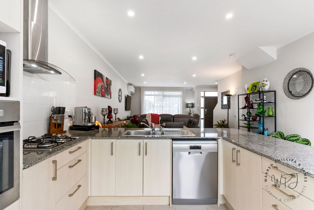 Photos of 31 McGinty Street