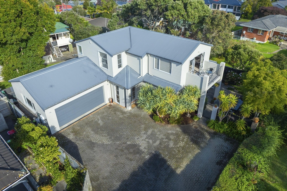 Photos of 44A Bleakhouse Road