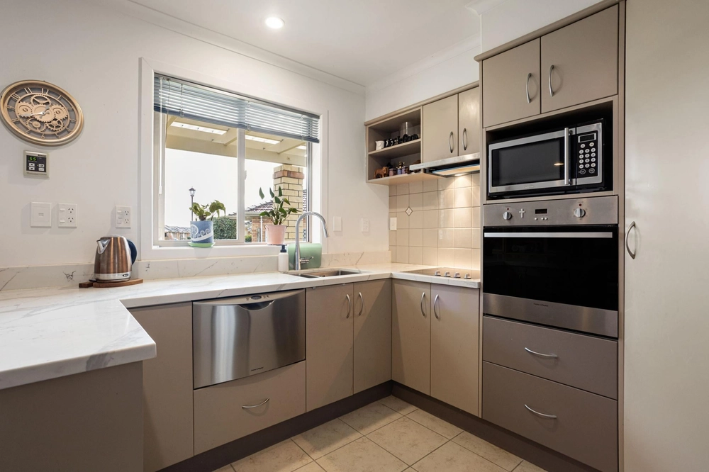 Photos of 55 Sovereign Isle Lane
