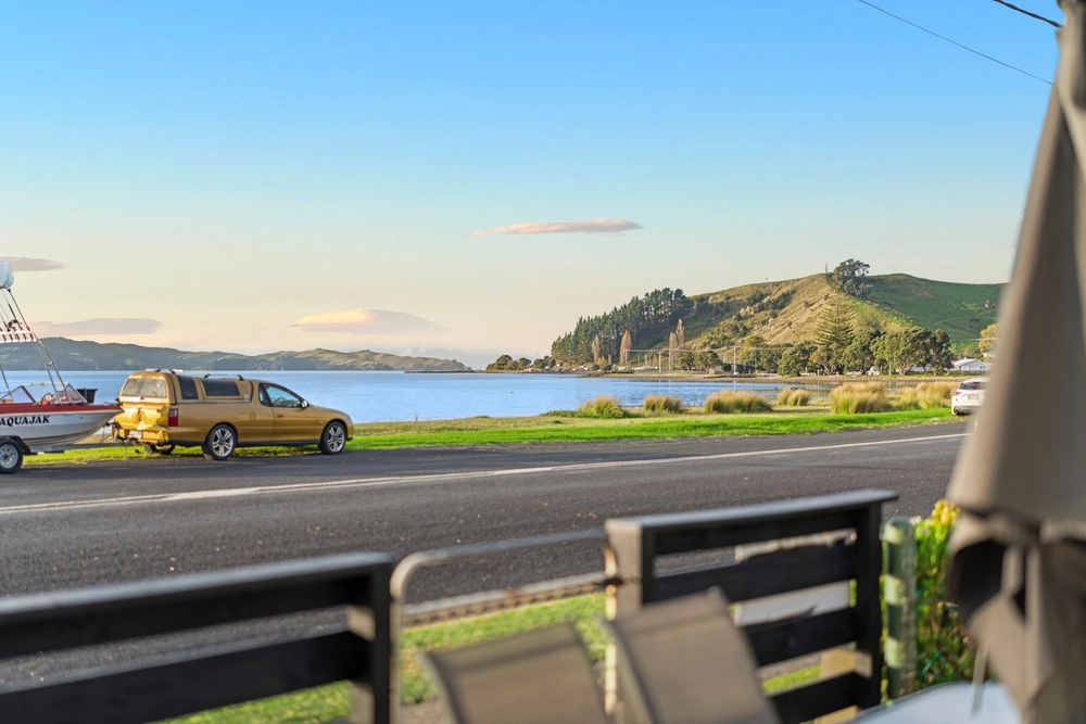 Photos of 2 Kawakawa Bay Coast Road