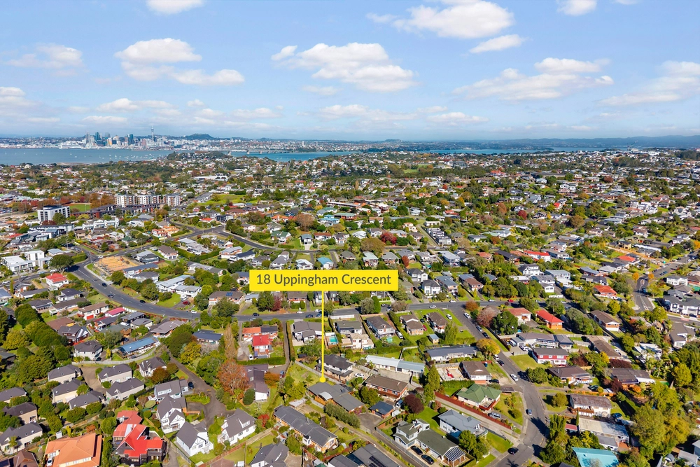 Photos of 18 Uppingham Crescent