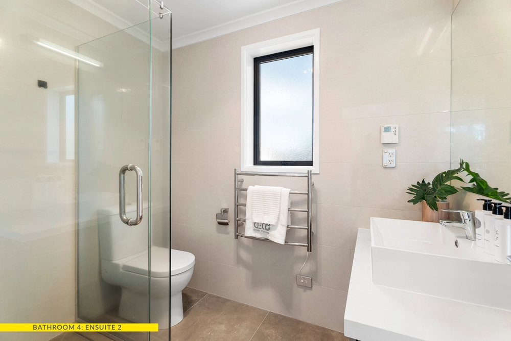Photos of 8A Hoheria Road