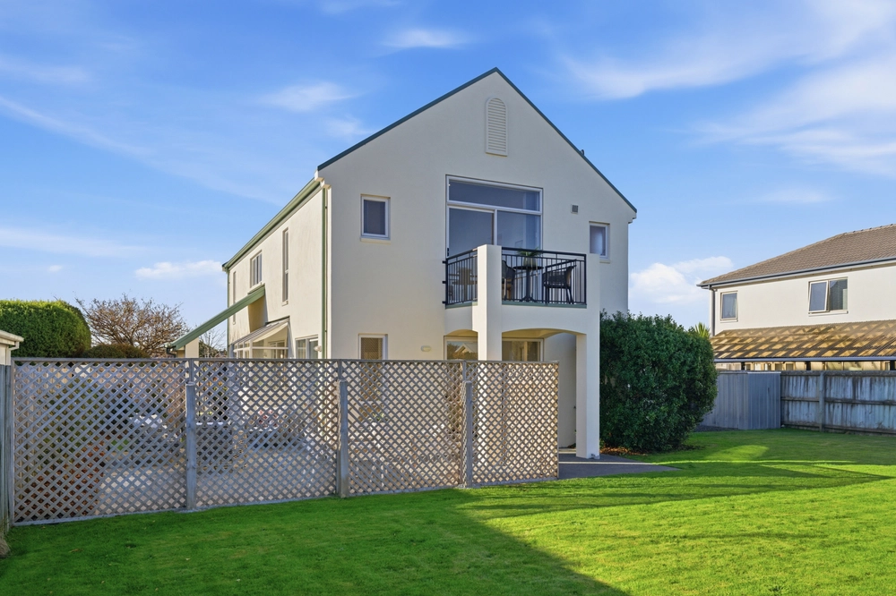 Photos of 49 Bibiana Street