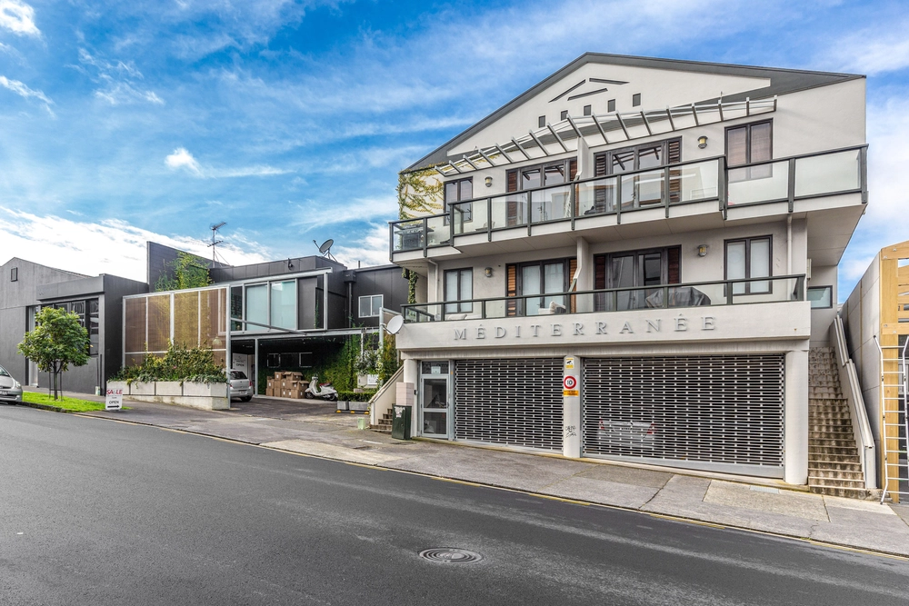 Photos of 1G/10 Crummer Road