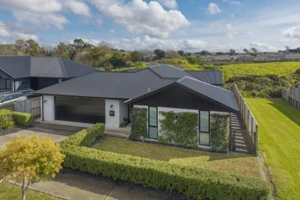 Photos of 18 Hass Drive