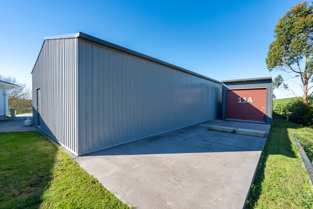 Photos of 1524 Te Pahu Road
