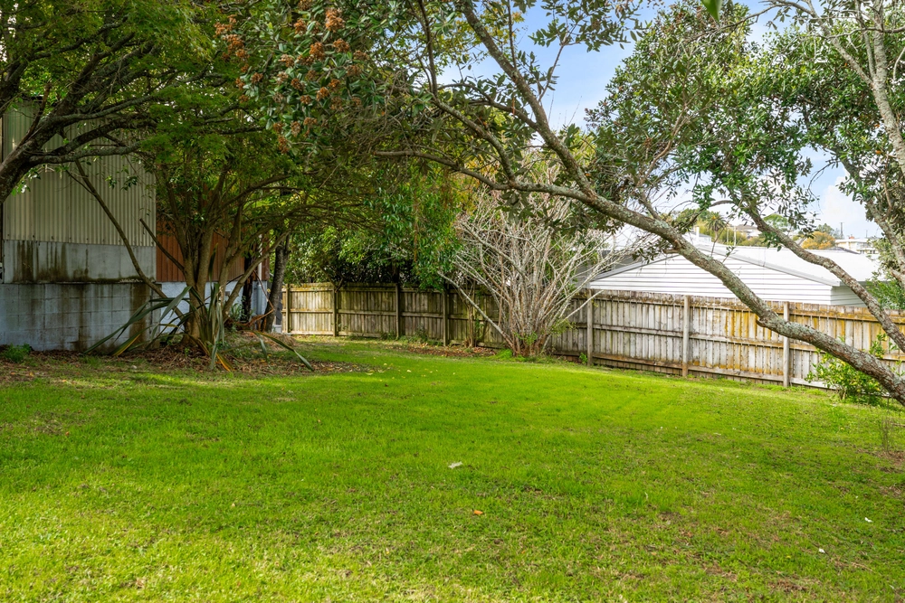 Photos of 4 Boundary Road