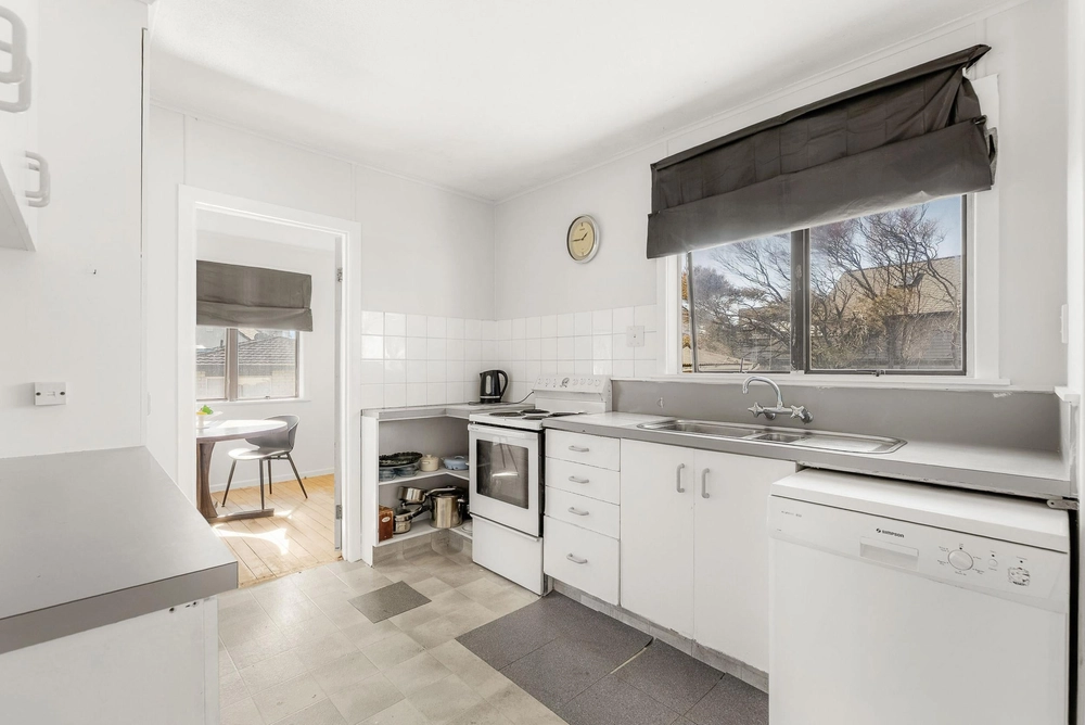 Photos of 49 Orkney Road