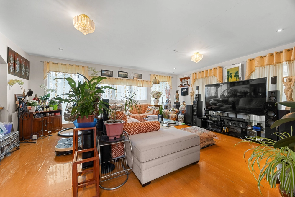 Photos of 23 Penfold Place