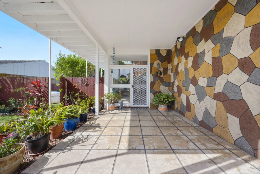 Photos of 164 Gray Avenue