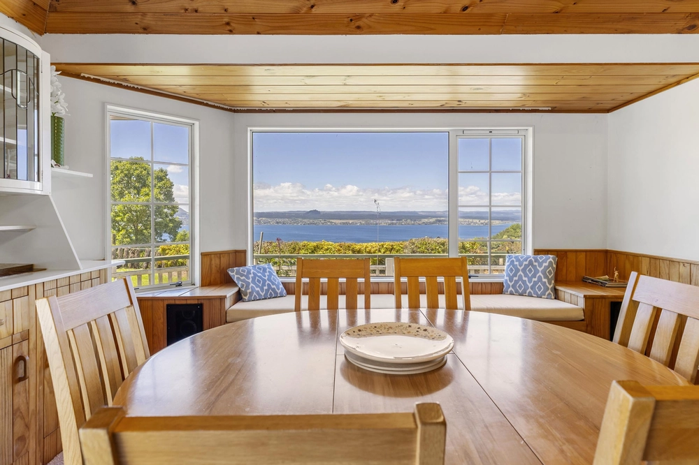Photos of 65 Te Moenga Park