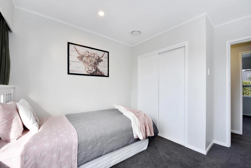 Photos of 3 Newman Avenue