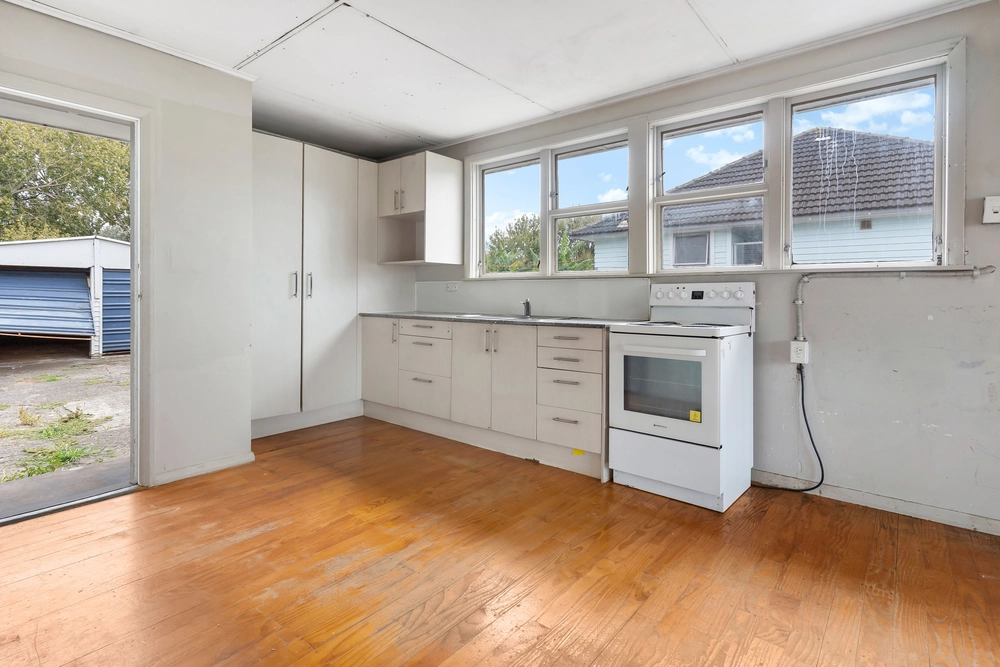 Photos of 64 Hamill Road