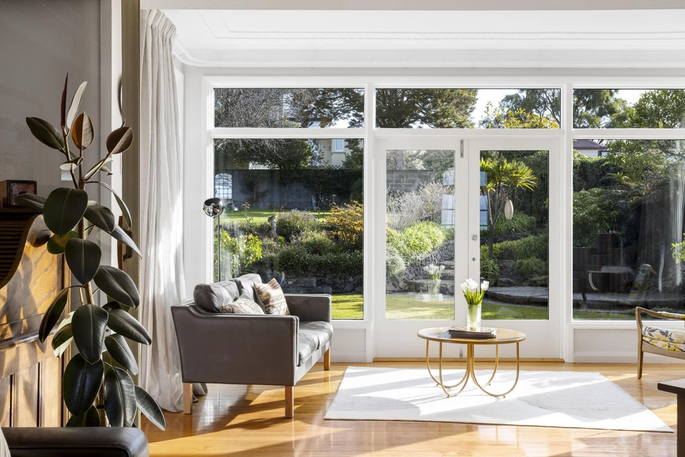 Photos of 8 Neidpath Road