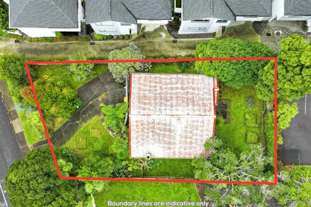 Photos of 31 Roseberry Avenue