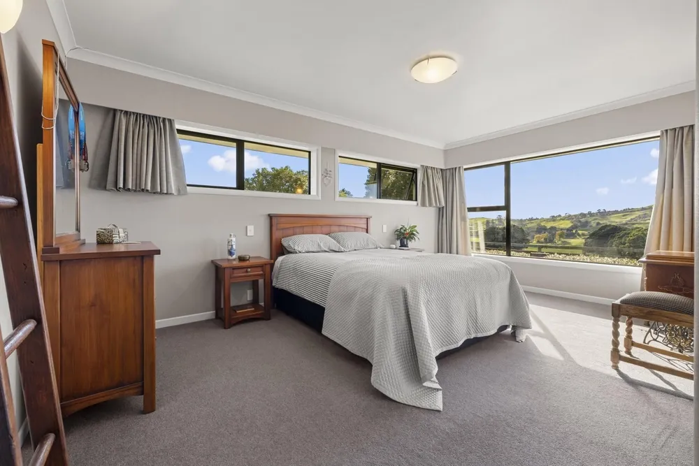 Photos of Unit 3, 957 Taotaoroa Road
