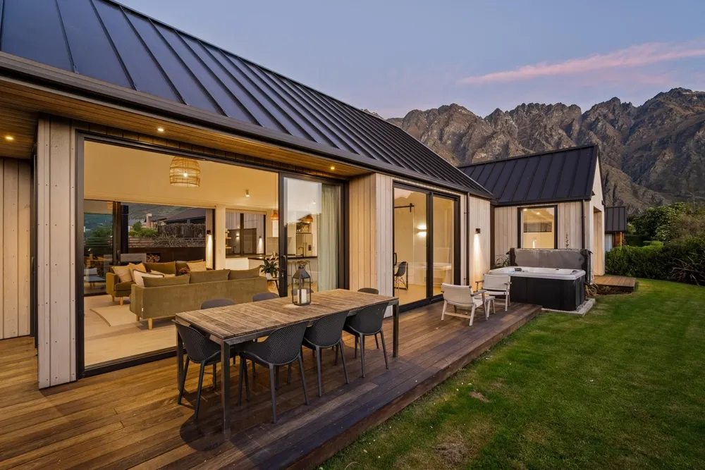 Photos of 1 Torridon Court